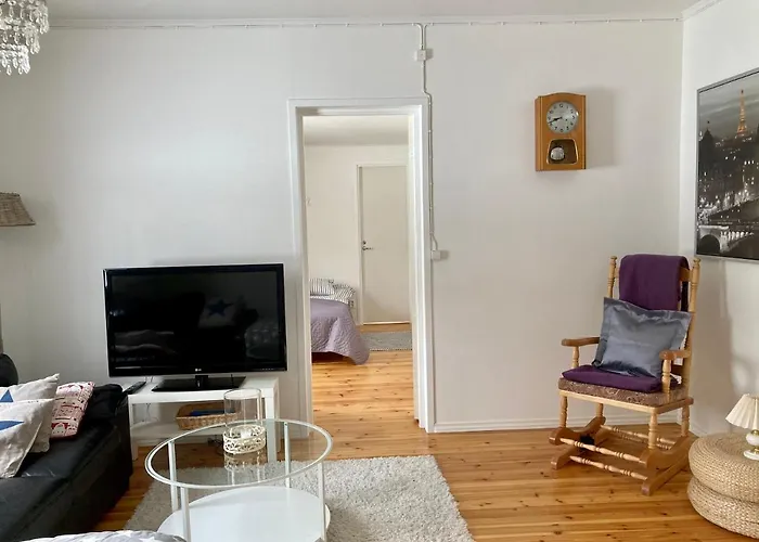 Taikinajoki, Laatulomat בקתה